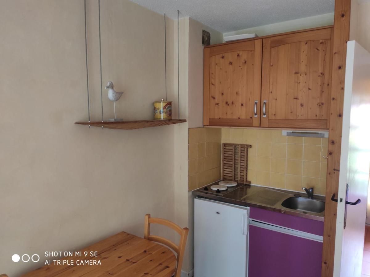 Agreable Studio Cabine Proche Mer La Londe-les-Maures Kültér fotó